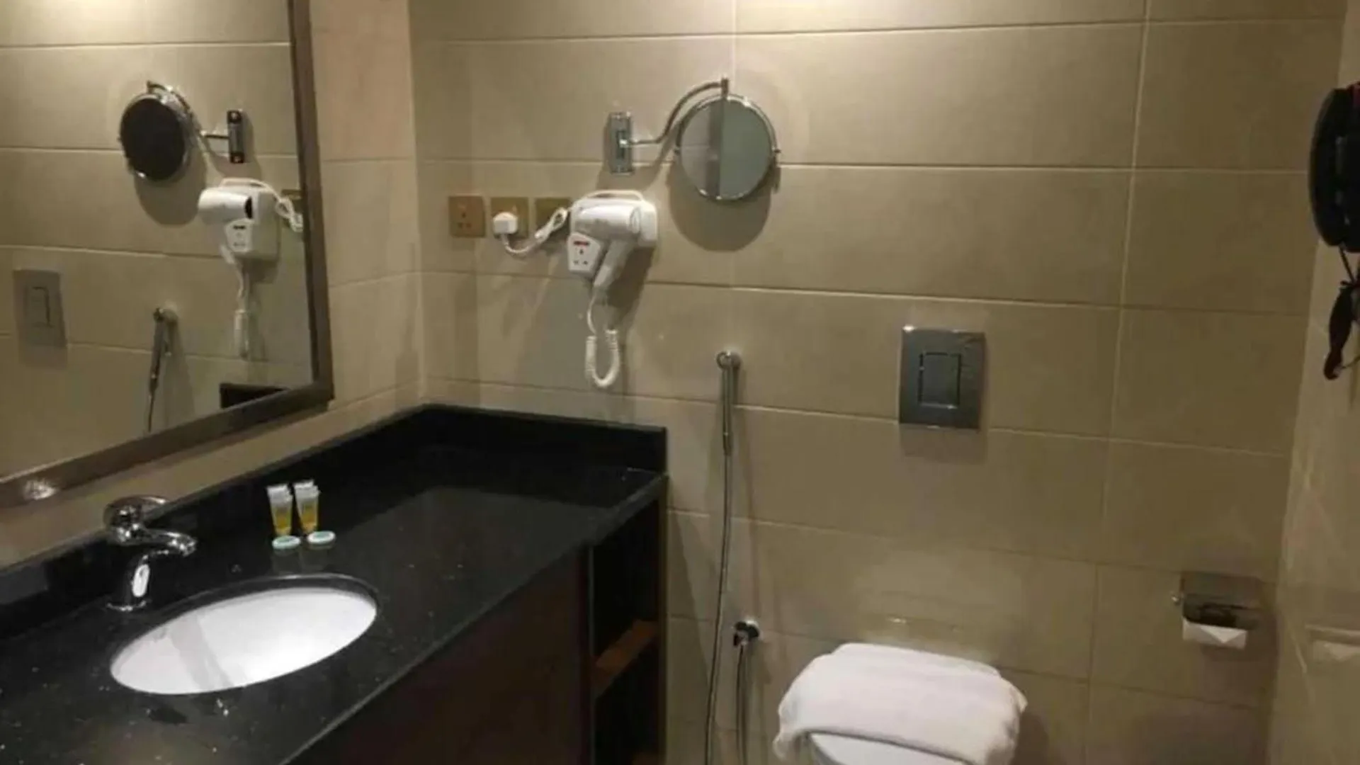 Belvilla Alhamra Vivid Plaza Hotel Džidda 4*,  Saúdská Arábie